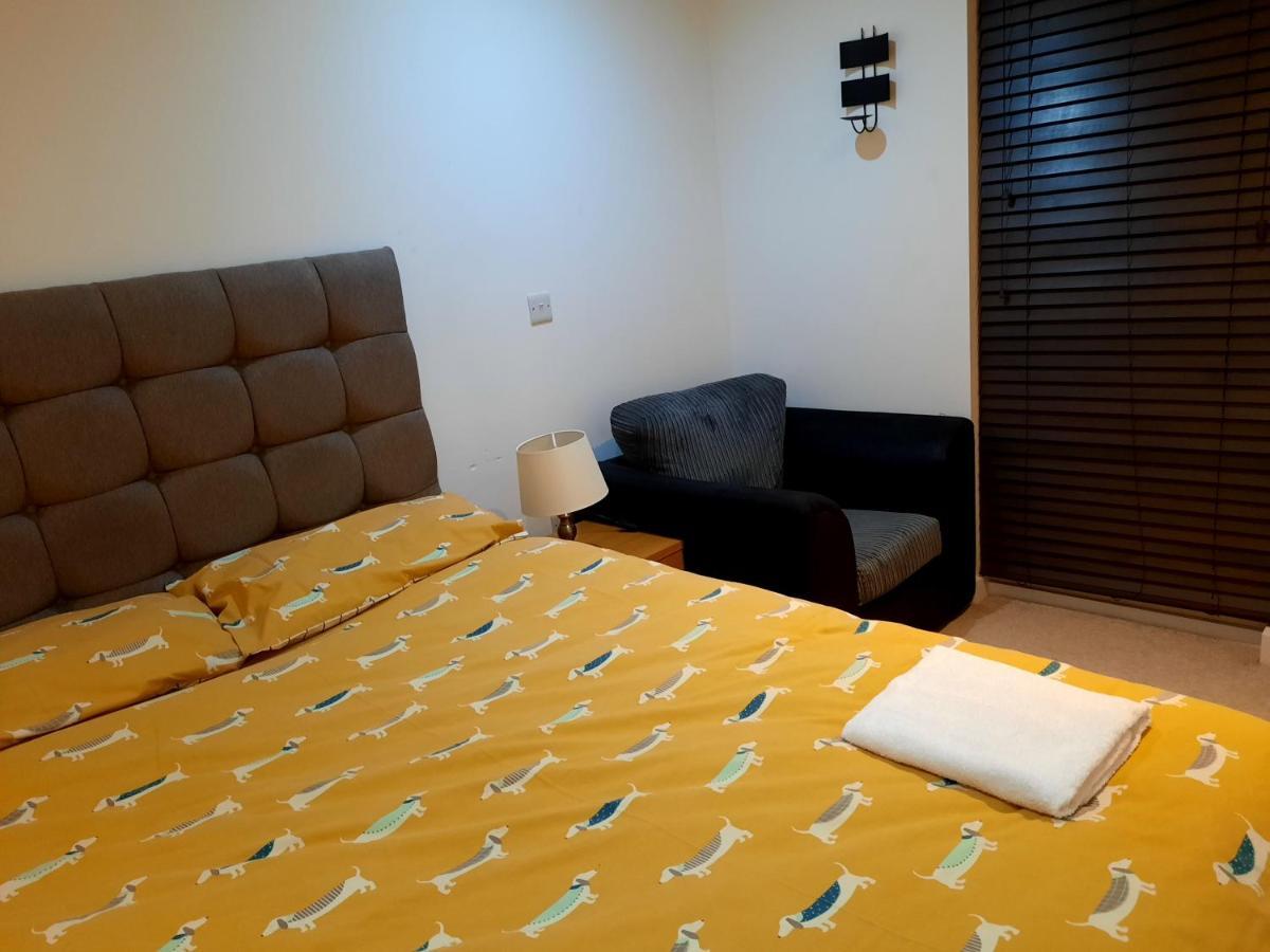 Max'Em Lexington Luxury Apartment Slough Eksteriør bilde